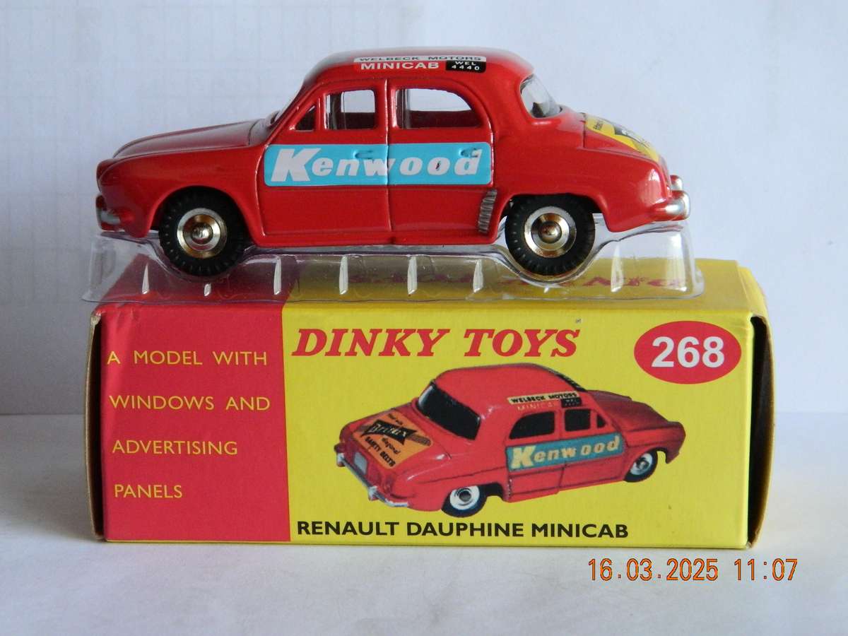 DEAGOSTINI - DINKY TOYS  -  268  -  RENAULT DAUPHINE MINICAB