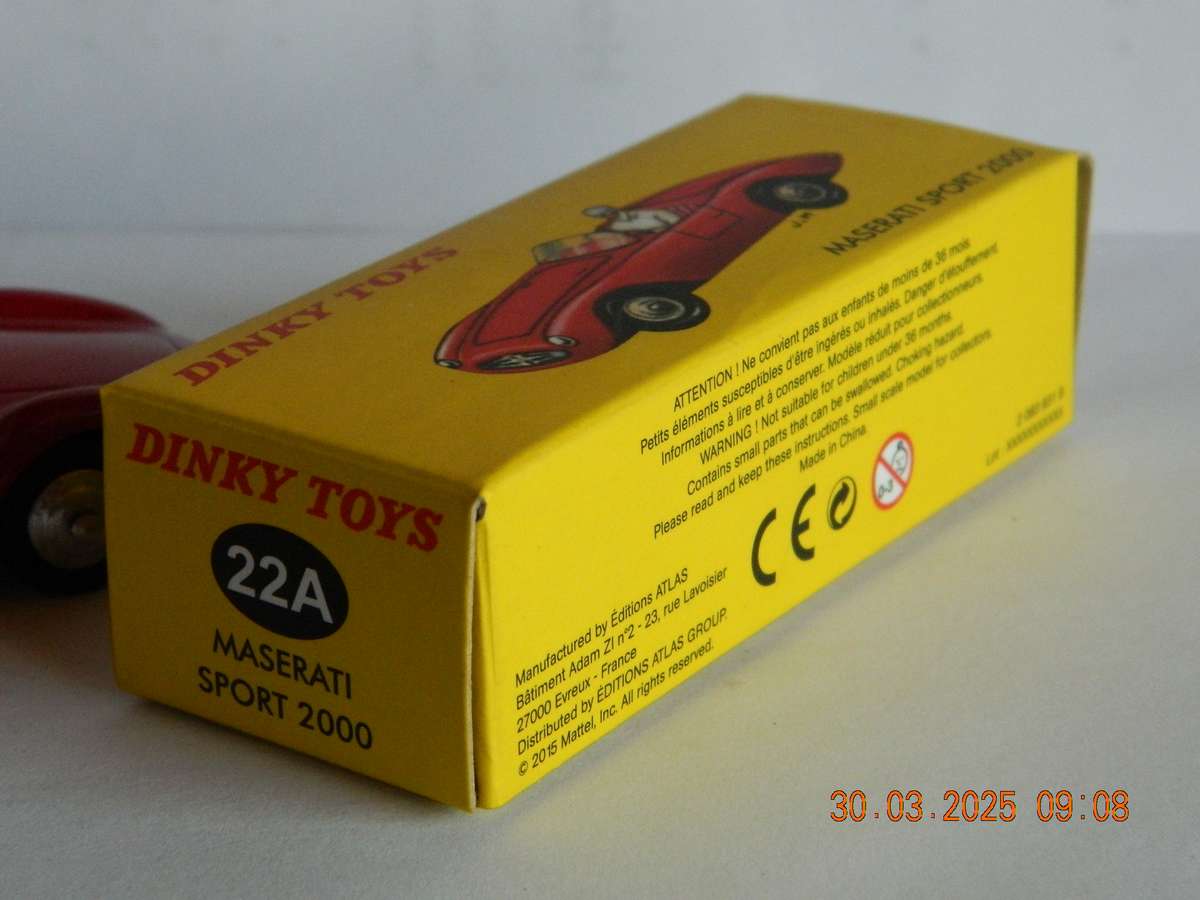 DEAGOSTINI - DINKY TOYS  -  22A  -   MASERATI SPORT  2000