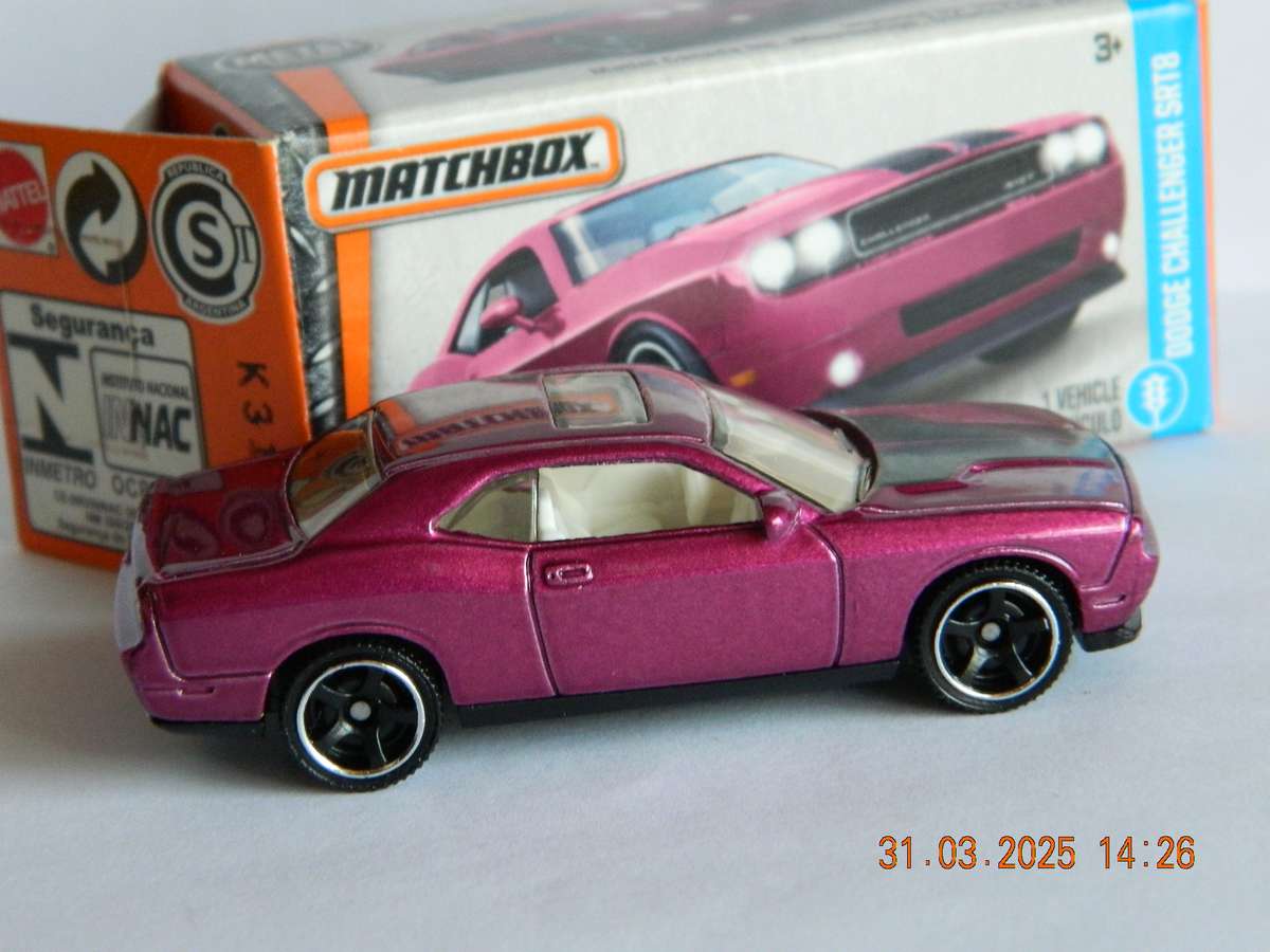 MATCHBOX  -  MB759  -  DODGE CHALLENGER