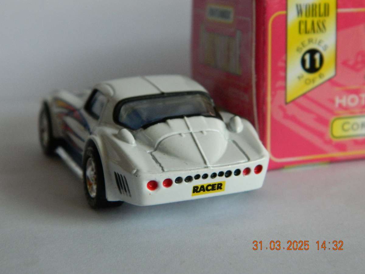 MATCHBOX  -  SERIES 11  -  CORVETTE GRAND SPORT