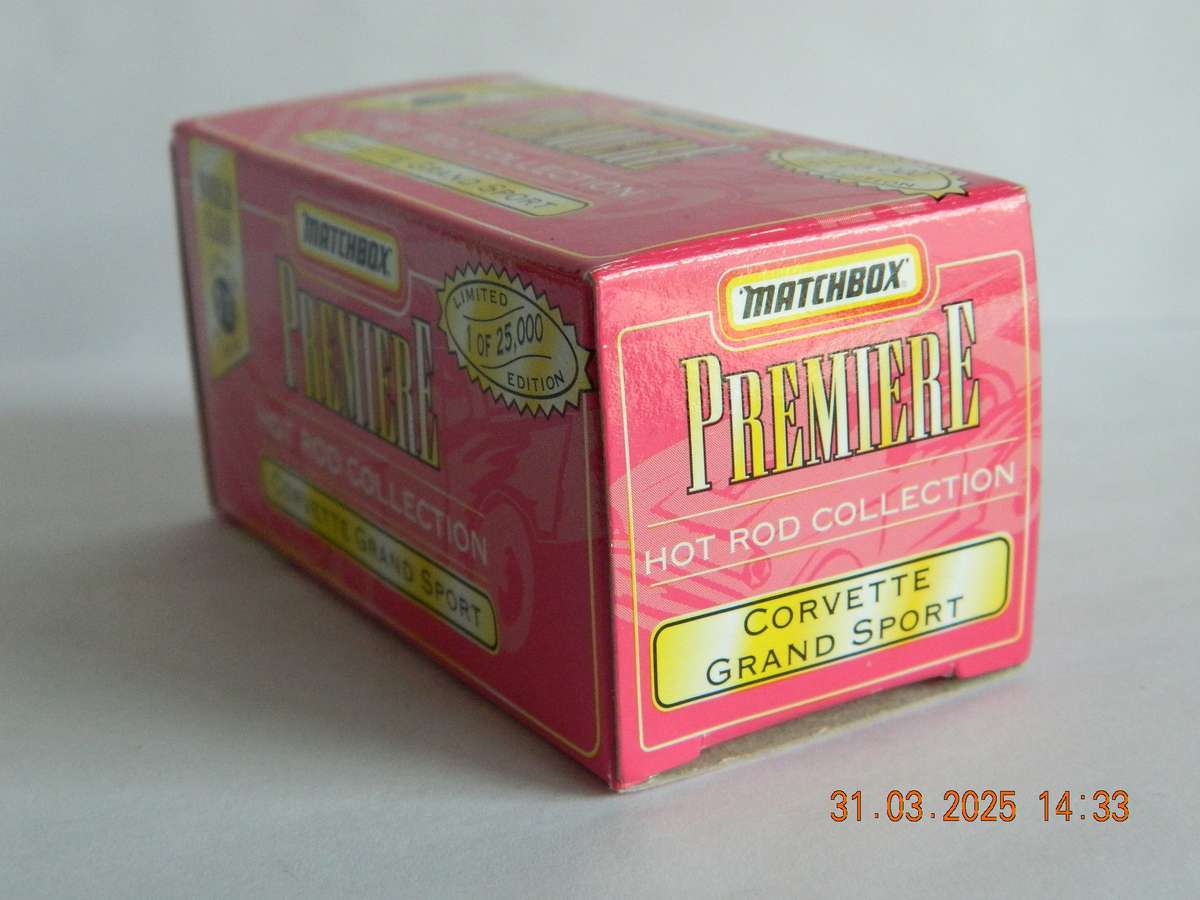 MATCHBOX  -  SERIES 11  -  CORVETTE GRAND SPORT
