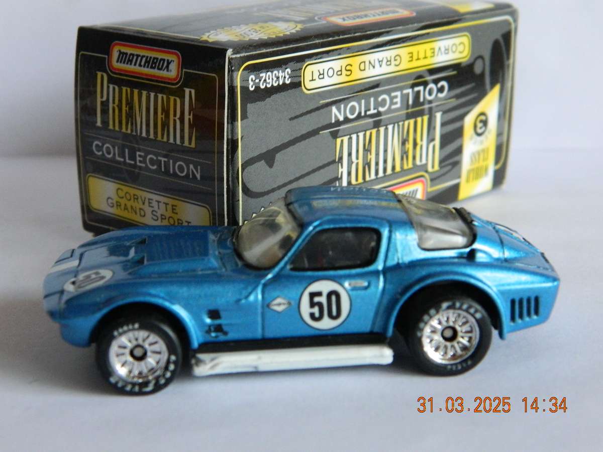 MATCHBOX  -  WORLD CLASS SERIES 3  -   PREMIERE COLLECTION  -  CORVETTE GRAND SPORT
