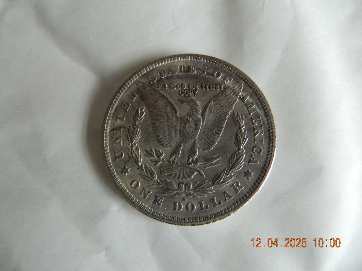 UNITED STATES OF AMERICA  -  1885  -  MORGAN ONE DOLLAR COIN