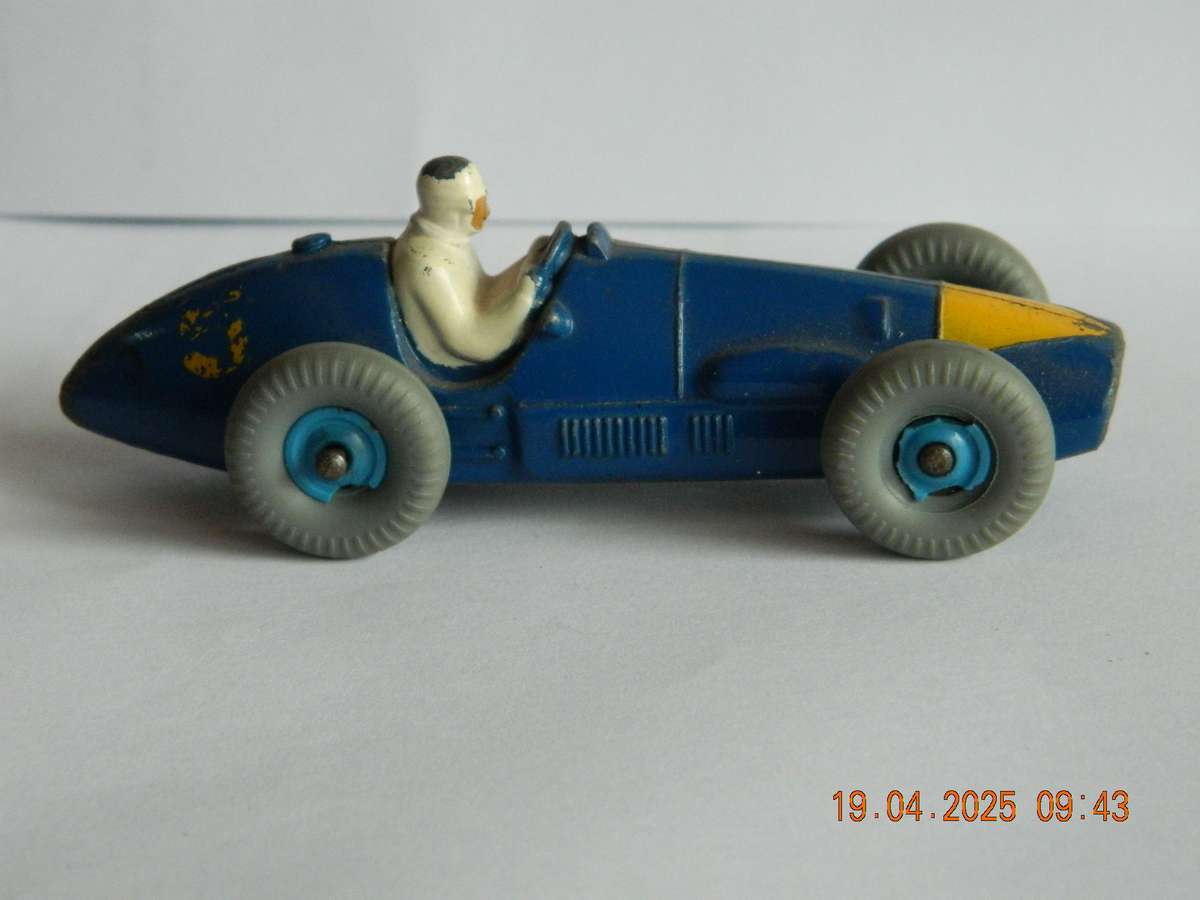 DINKY TOYS  -  234  -  FERRARI RACING CAR