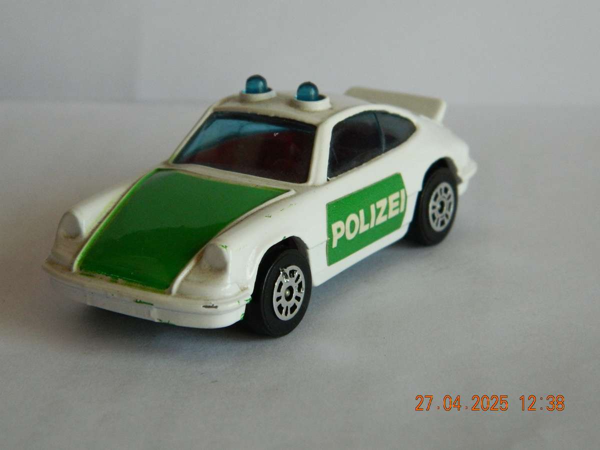 CORGI JUNIOR   -    -   PORSCHE CARRERA
