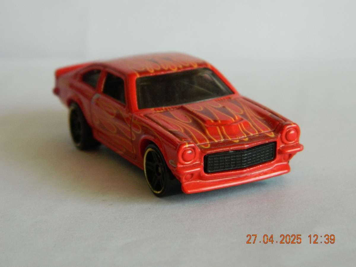 HOTWHEELS   -    -   CUSTOM V8 - VEGA