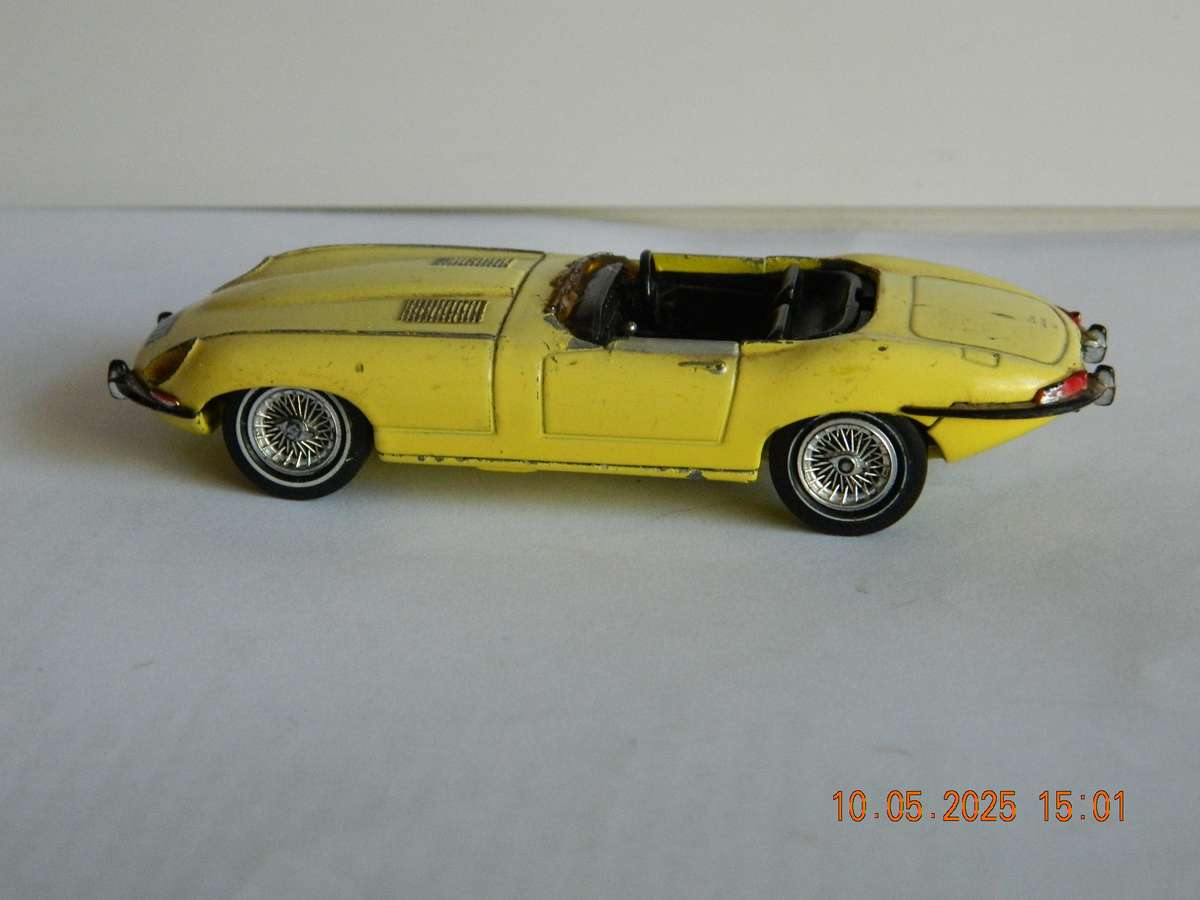 MATCHBOX DINKY  -  DY-1  -  1967  'E'  TYPE  JAGUAR