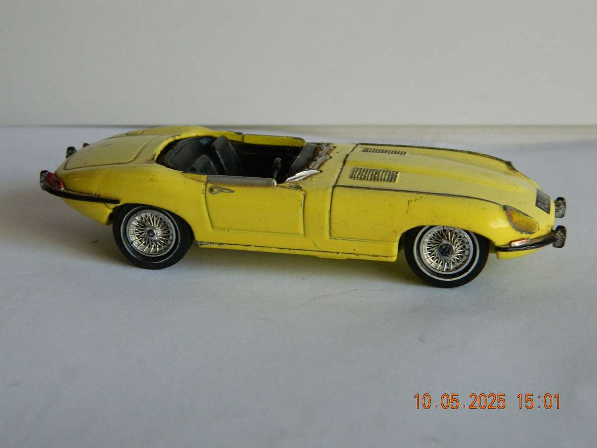 MATCHBOX DINKY  -  DY-1  -  1967  'E'  TYPE  JAGUAR