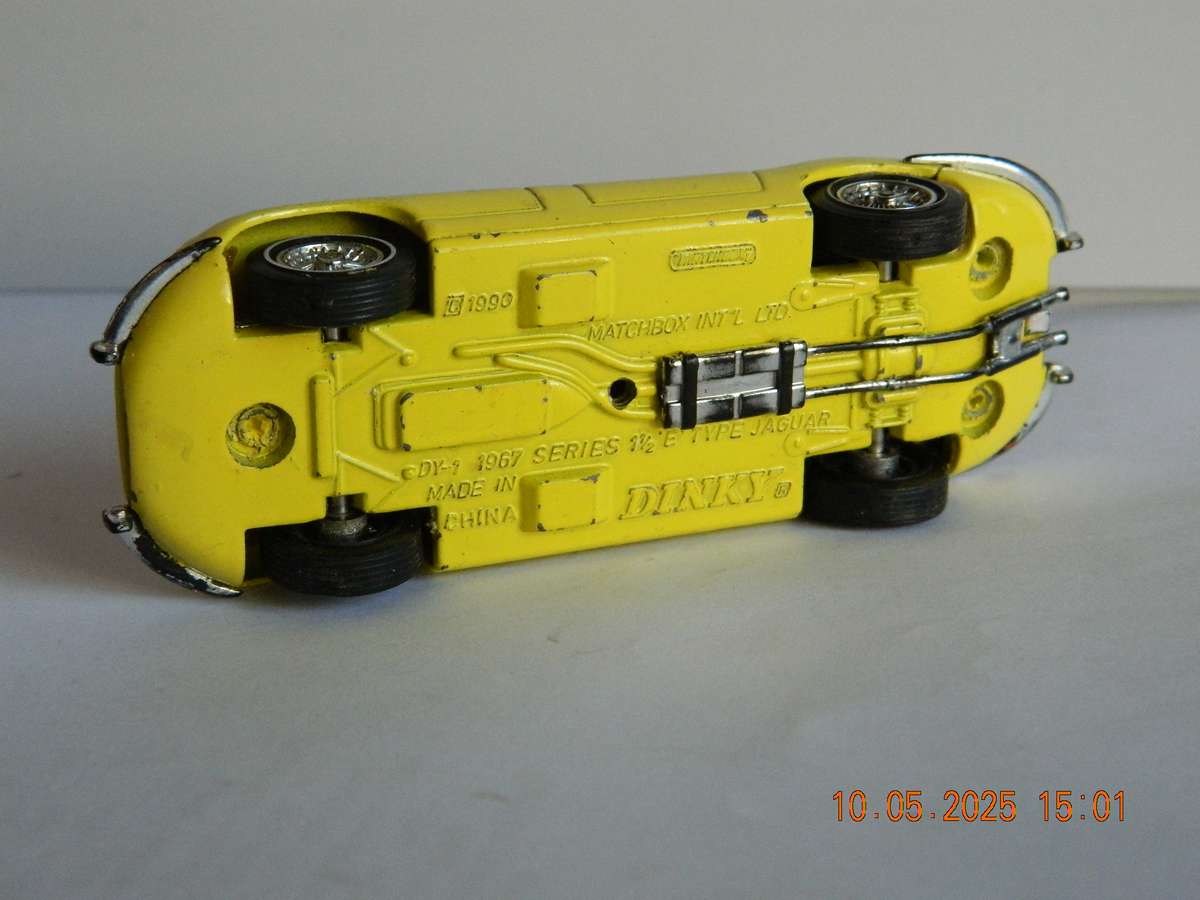 MATCHBOX DINKY  -  DY-1  -  1967  'E'  TYPE  JAGUAR