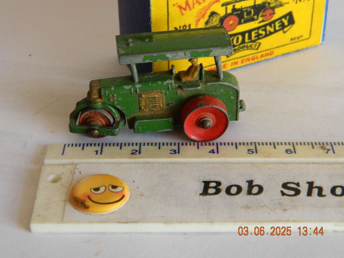 MATCHBOX SERIES  -  1   -  DIESEL ROAD ROLLER  -  (AVELING BARFORD) - 49MM