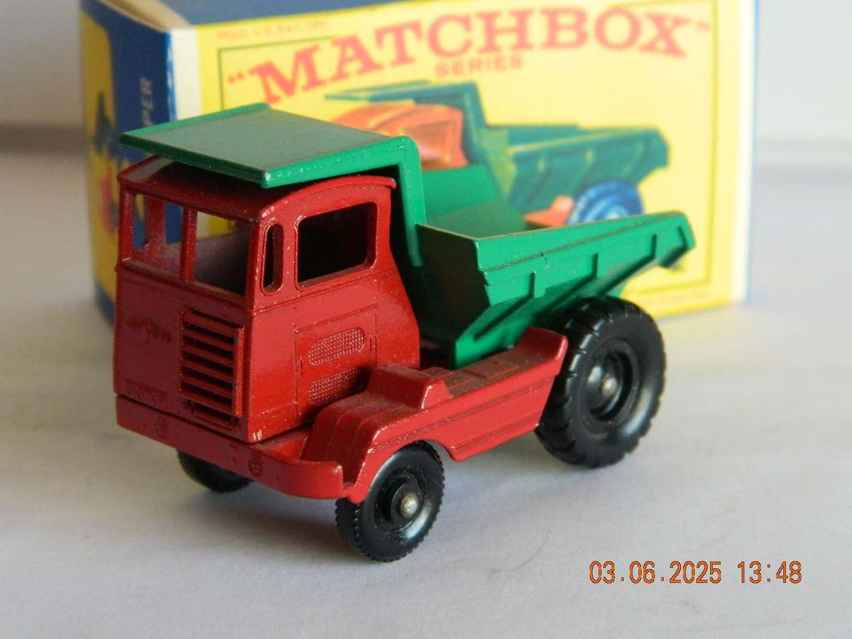 MATCHBOX SERIES  -  2 -    MUIR-HILL DUMPER TRUCK