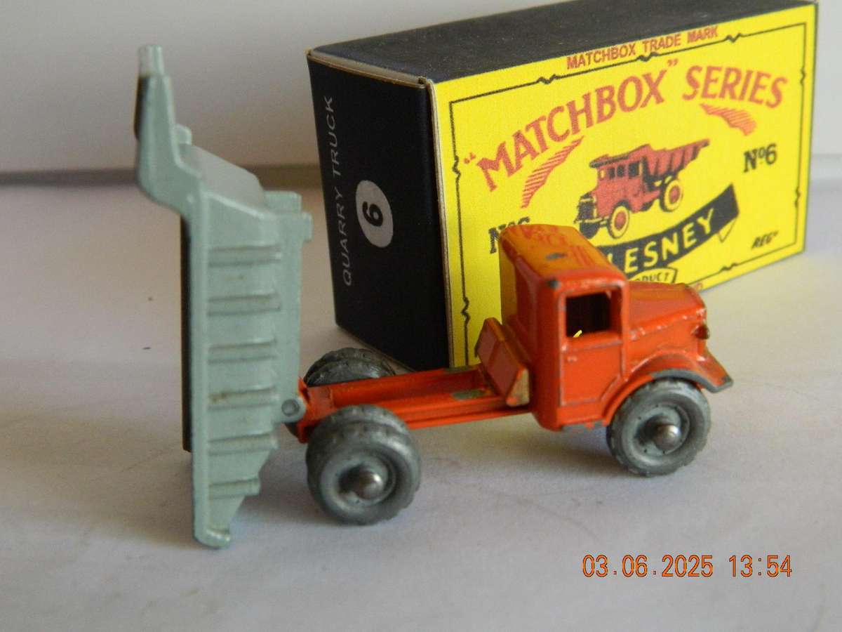 MATCHBOX SERIES  - 6  -    QUARRY TRUCK  (55MM)
