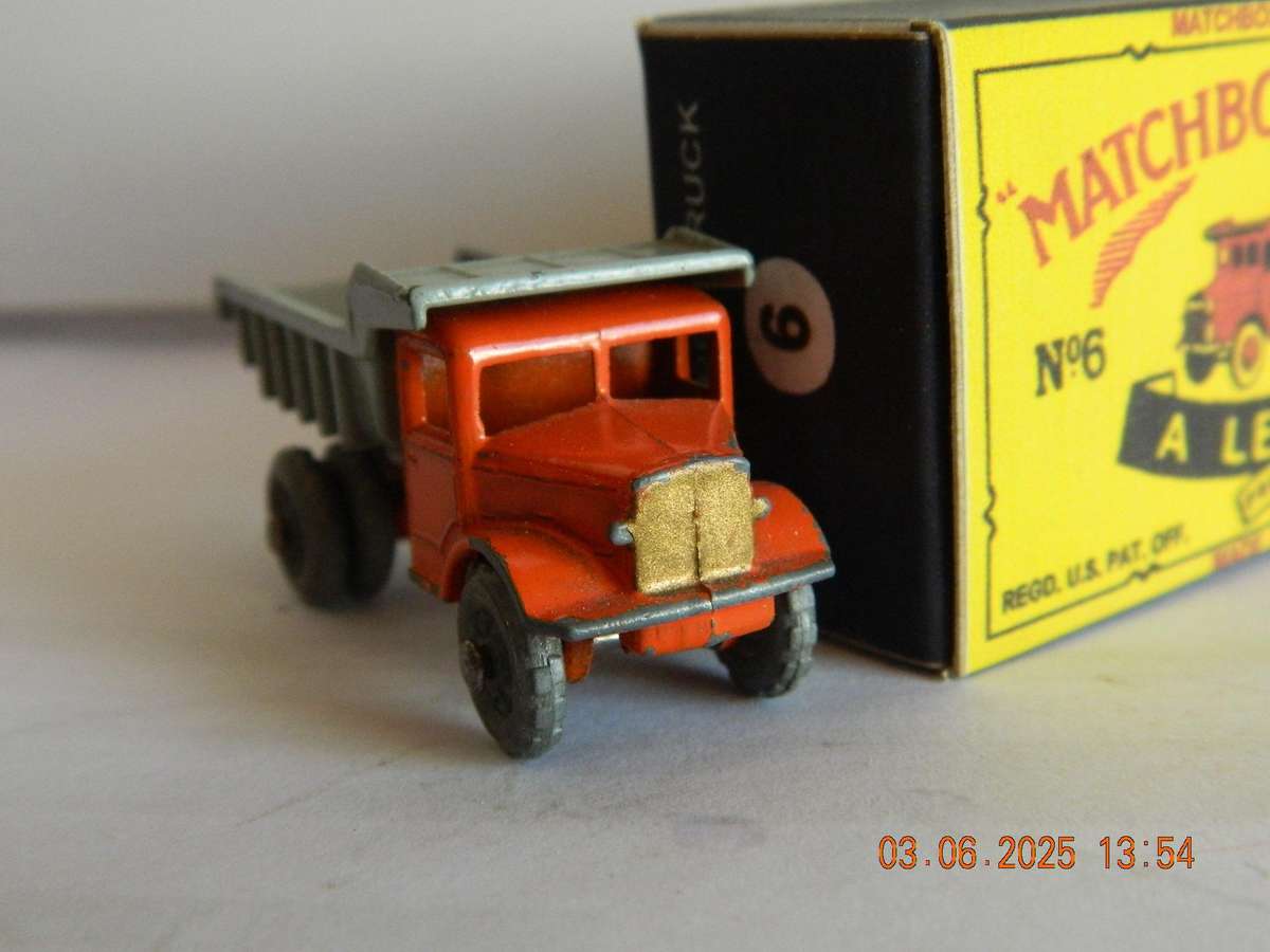 MATCHBOX SERIES  - 6  -    QUARRY TRUCK  (55MM)