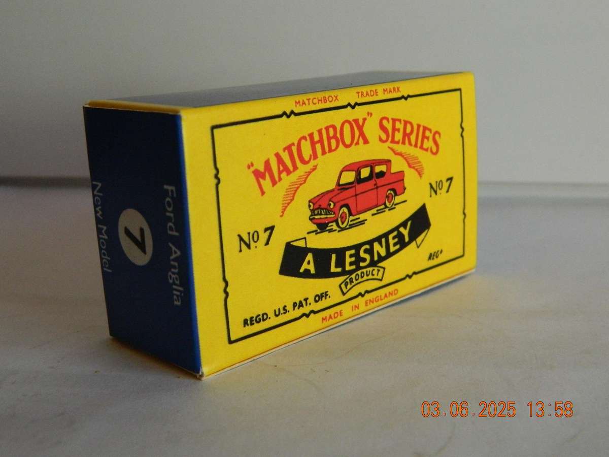 MATCHBOX SERIES  -  7  -    FORD ANGLIA