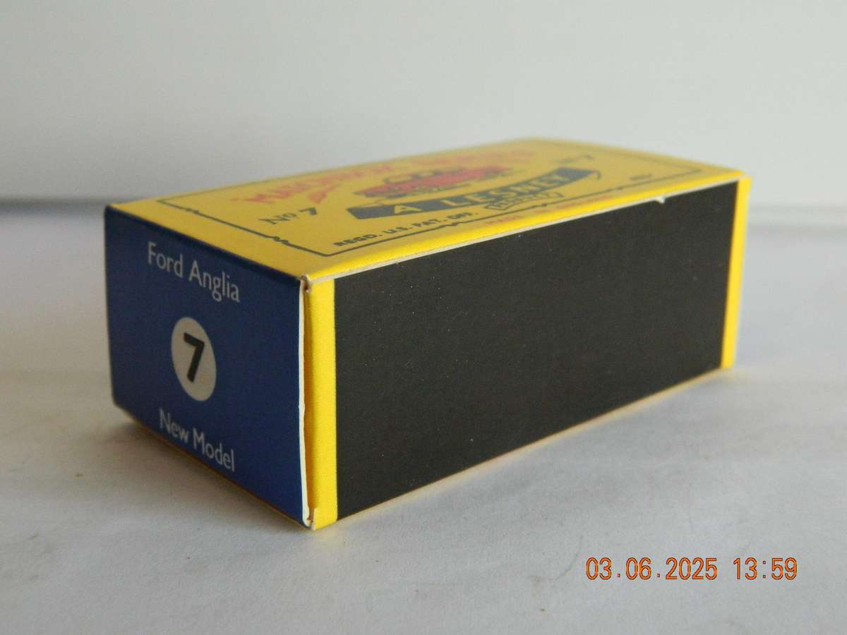 MATCHBOX SERIES  -  7  -    FORD ANGLIA