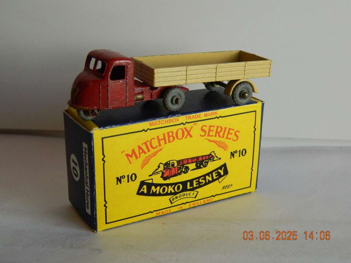 MATCHBOX SERIES  -  10   -  SCAMMELL MECHANICAL HORSE -  (75MM)
