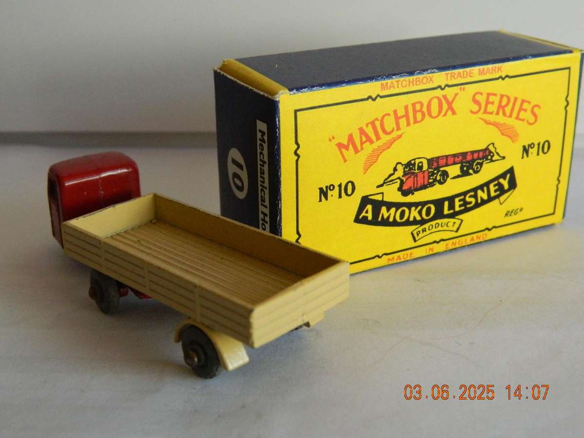 MATCHBOX SERIES  -  10   -  SCAMMELL MECHANICAL HORSE -  (75MM)