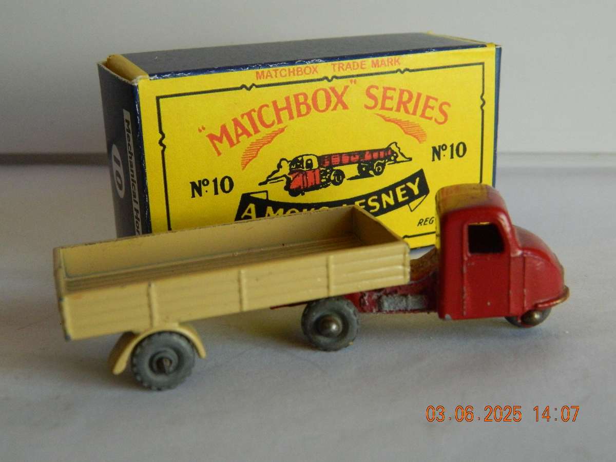 MATCHBOX SERIES  -  10   -  SCAMMELL MECHANICAL HORSE -  (75MM)