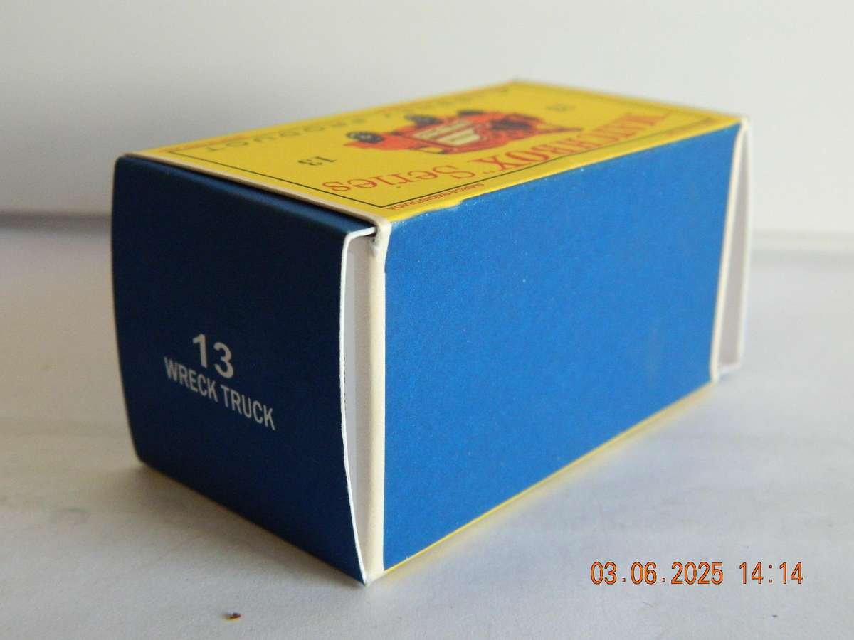 MATCHBOX SERIES  -  13   -  THAMES TRADER WRECK  TRUCK