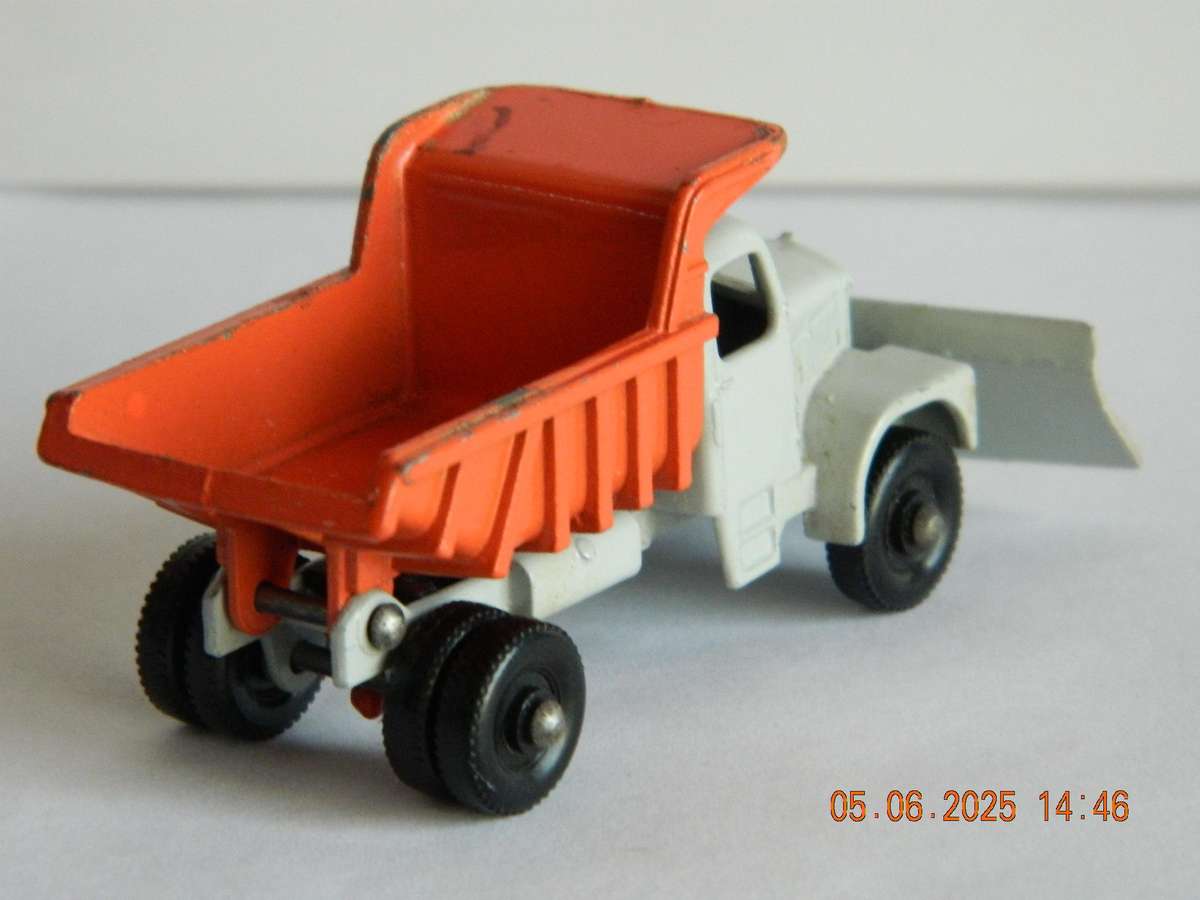 MATCHBOX SERIES  - 16  -  SCAMMELL SNOW PLOUGH
