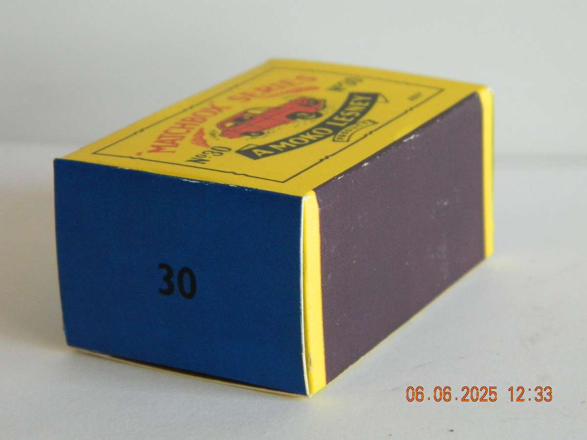 MATCHBOX SERIES  -  30  -   FORD PREFECT