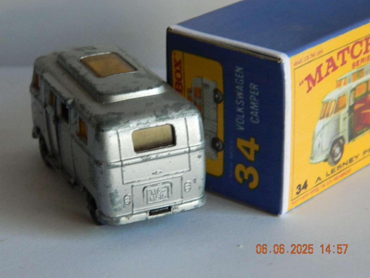 MATCHBOX SERIES  -  34  -   VOLKSWAGEN CAMPER