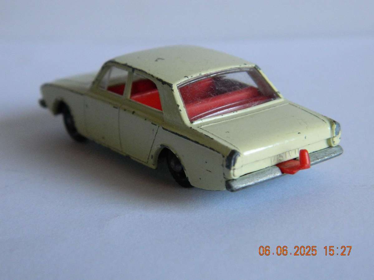 MATCHBOX SERIES  -  45  -  FORD CORSAIR