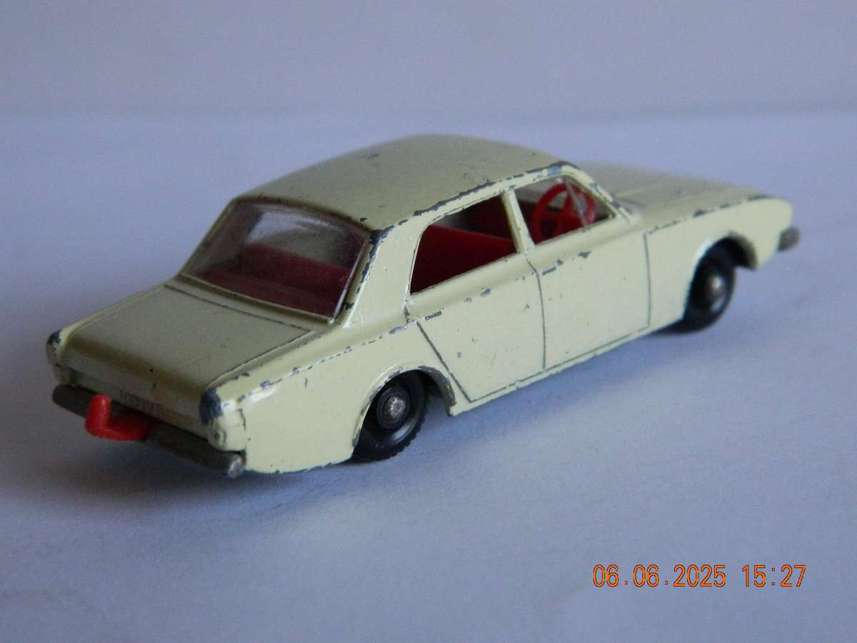 MATCHBOX SERIES  -  45  -  FORD CORSAIR