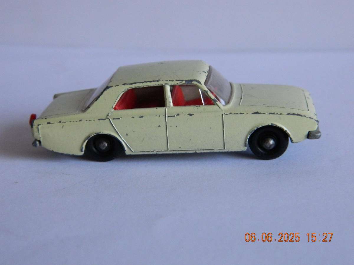MATCHBOX SERIES  -  45  -  FORD CORSAIR