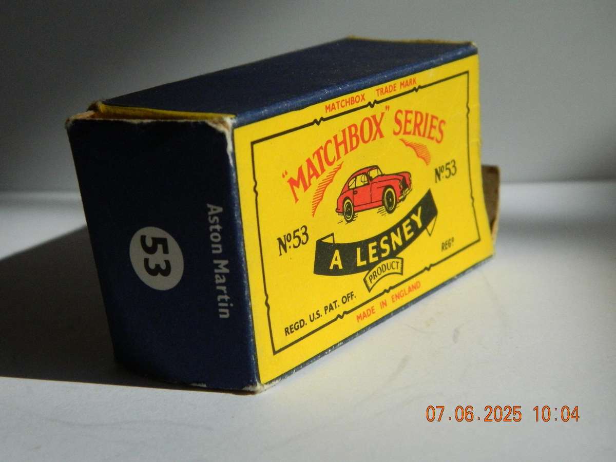 MATCHBOX SERIES  -  53  -  ASTON MARTIN  -  ORIGINAL BOX