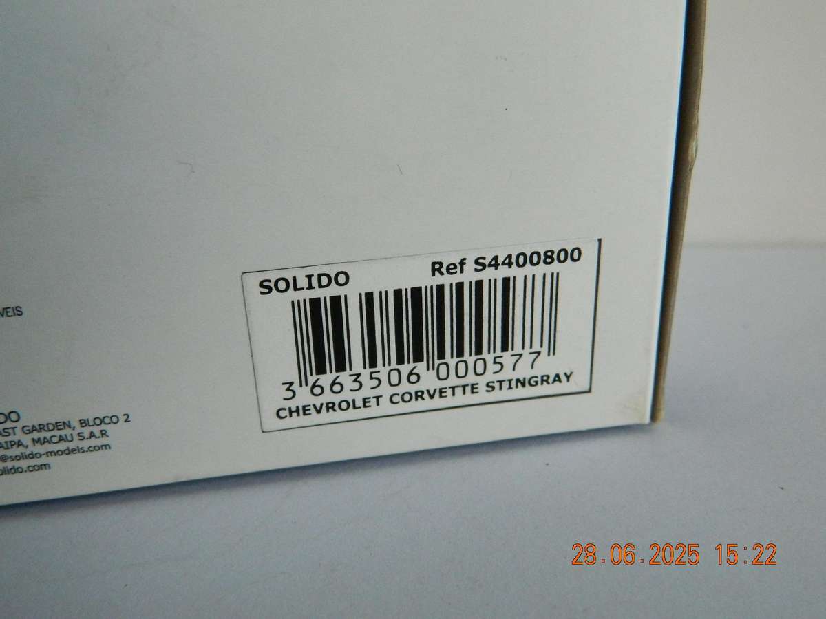 SOLIDO -    -  CHEVROLET CORVETTE STING RAY