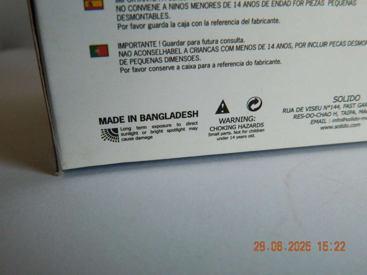 SOLIDO -    -  CHEVROLET CORVETTE STING RAY