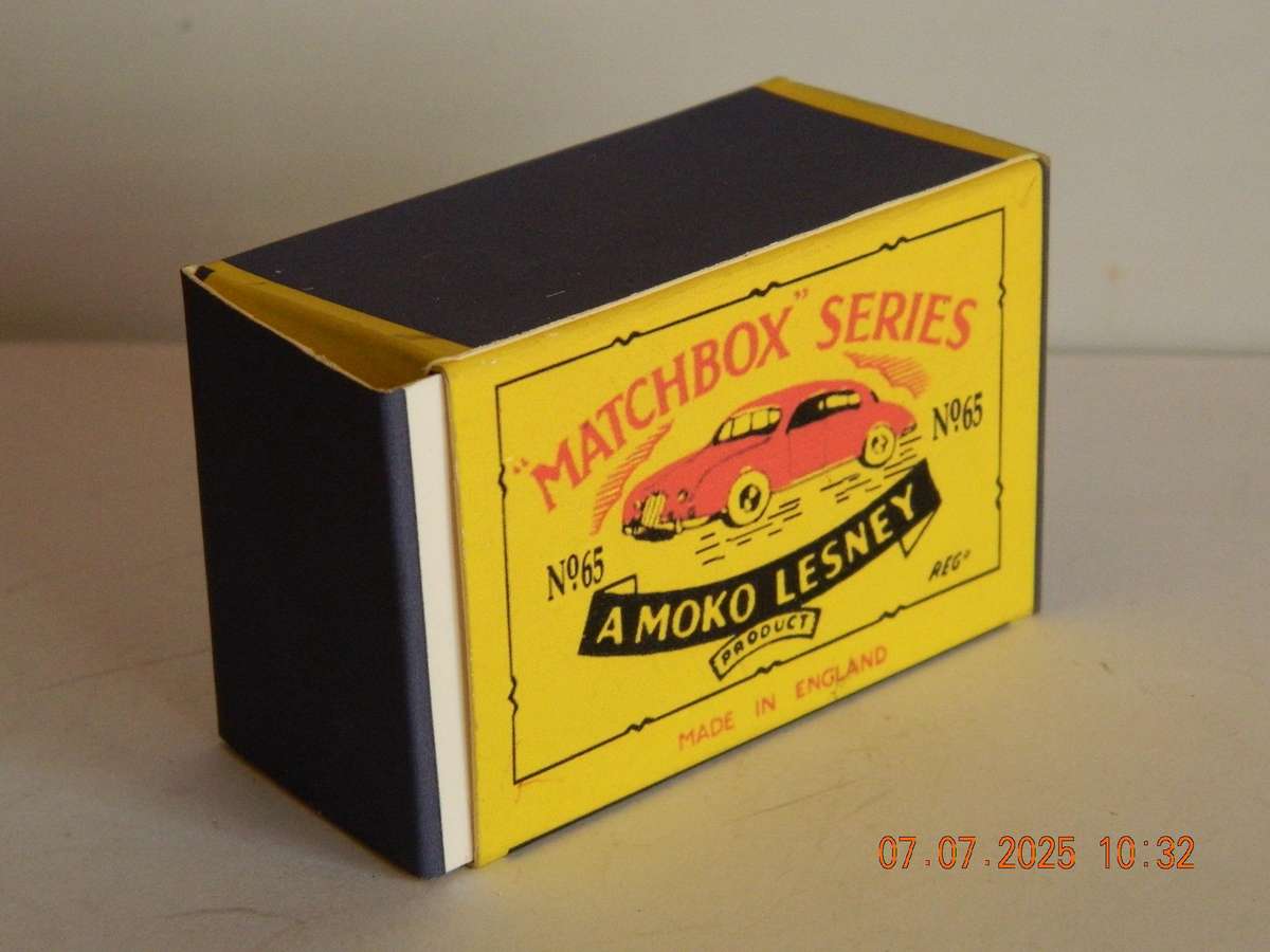 MATCHBOX SERIES  -  NO. 65  -  JAGUAR  3.4 LITRE