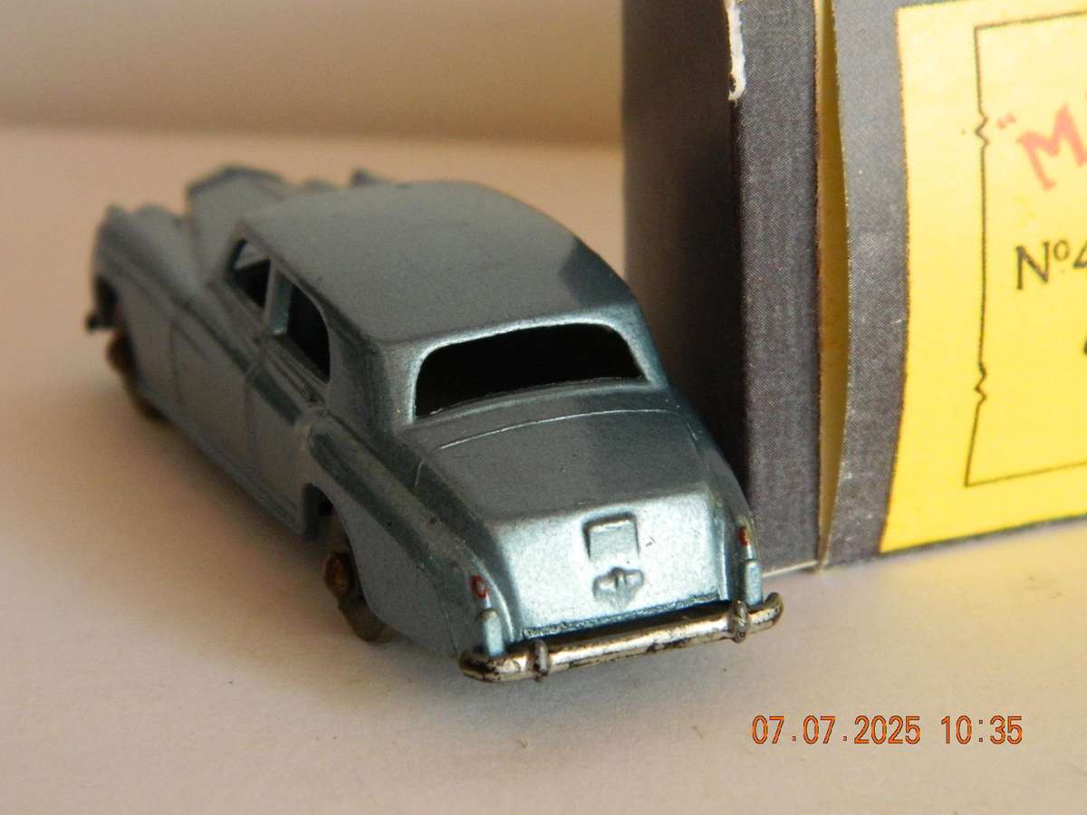 MATCHBOX SERIES  -  NO. 44  -  ROLLS-ROYCE SILVER CLOUD