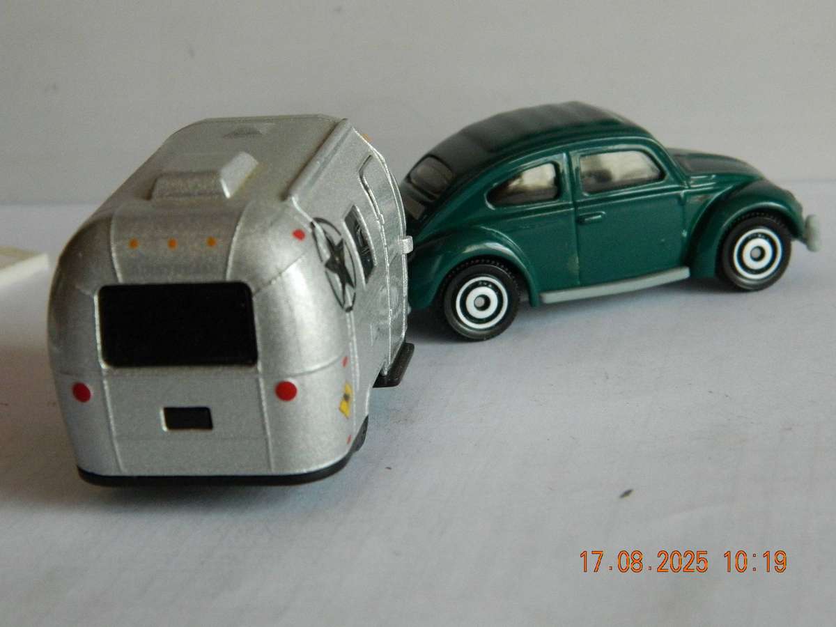 MATCHBOX   -  MB 363 -   VOLKSWAGEN AND MAJORETTE CARAVAN
