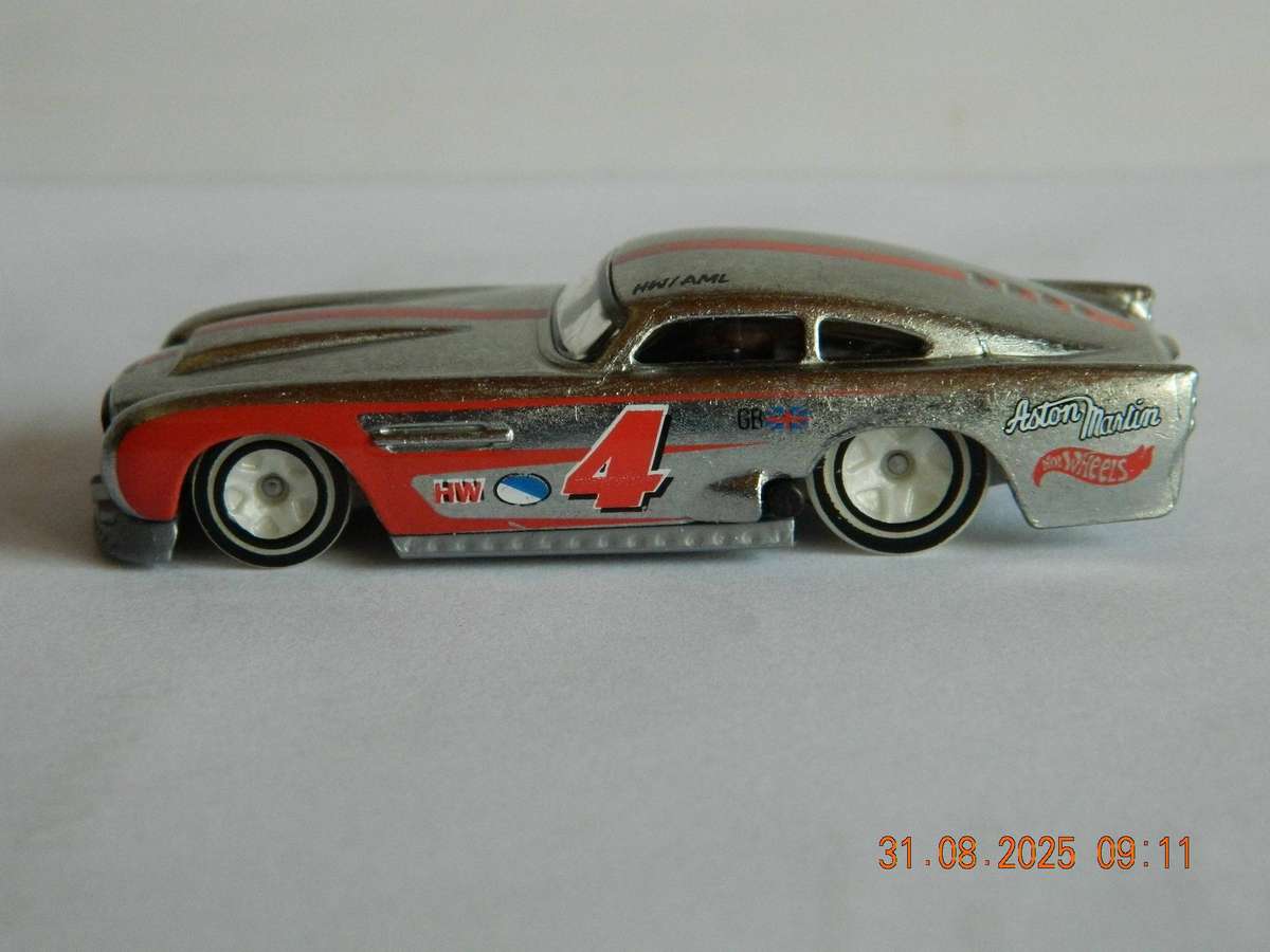 HOTWHEELS    -  HRY 86  -   ASTON MARTIN DB4 GT - HIGH-SPEED EDITION