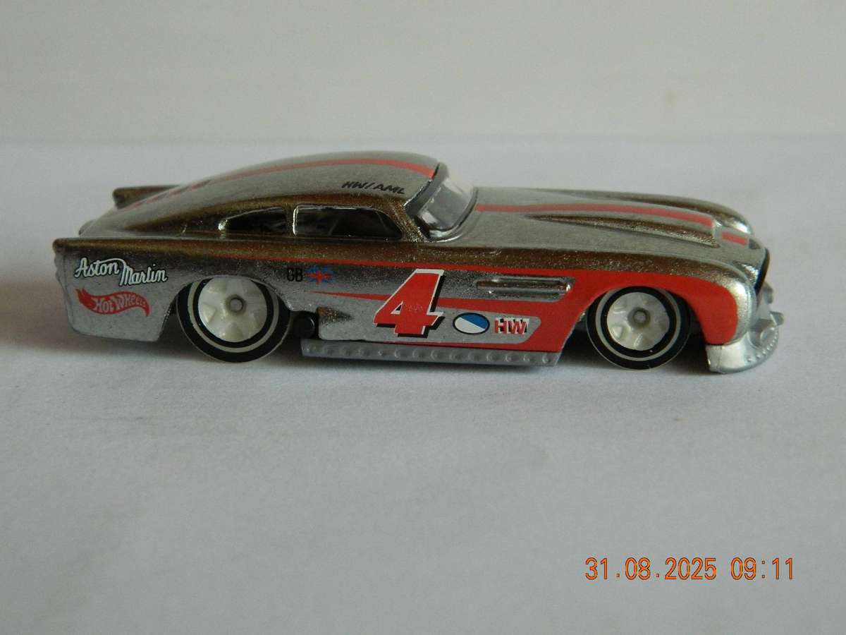 HOTWHEELS    -  HRY 86  -   ASTON MARTIN DB4 GT - HIGH-SPEED EDITION