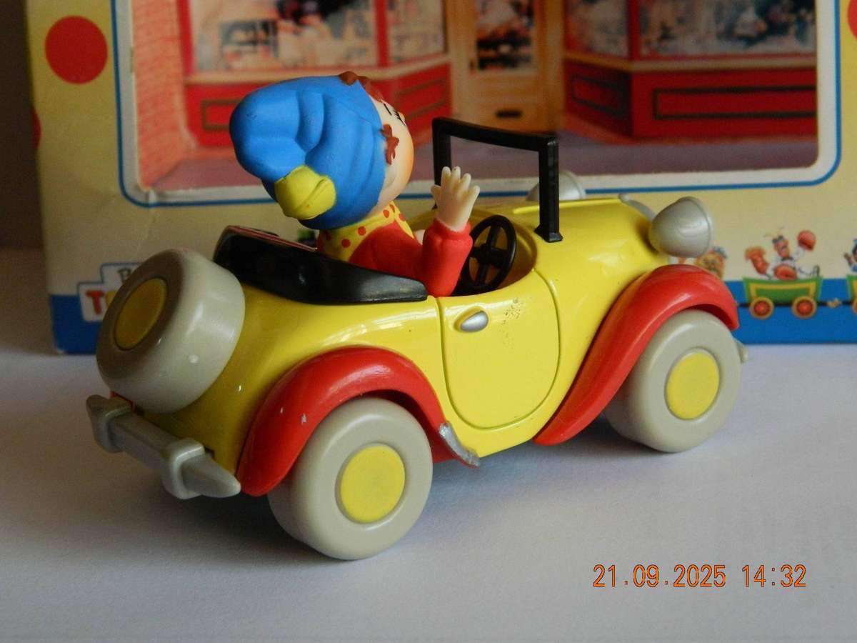 LLEDO TOYS  -  TOYLAND CARS  - 125399  -   NODDY'S CAR  -  VERY RARE