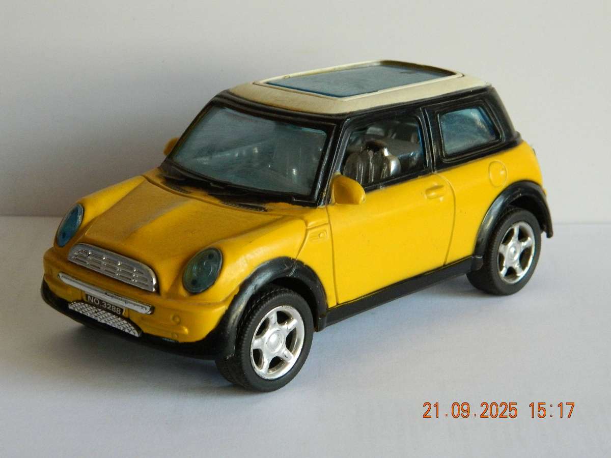 UNKNOWN MAKE -   MINI COOPER  -  SCALE 1/24