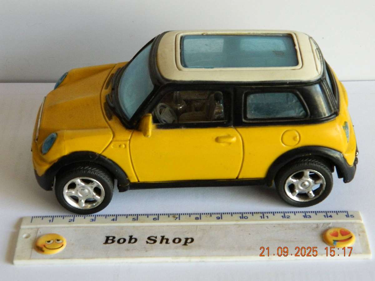 UNKNOWN MAKE -   MINI COOPER  -  SCALE 1/24