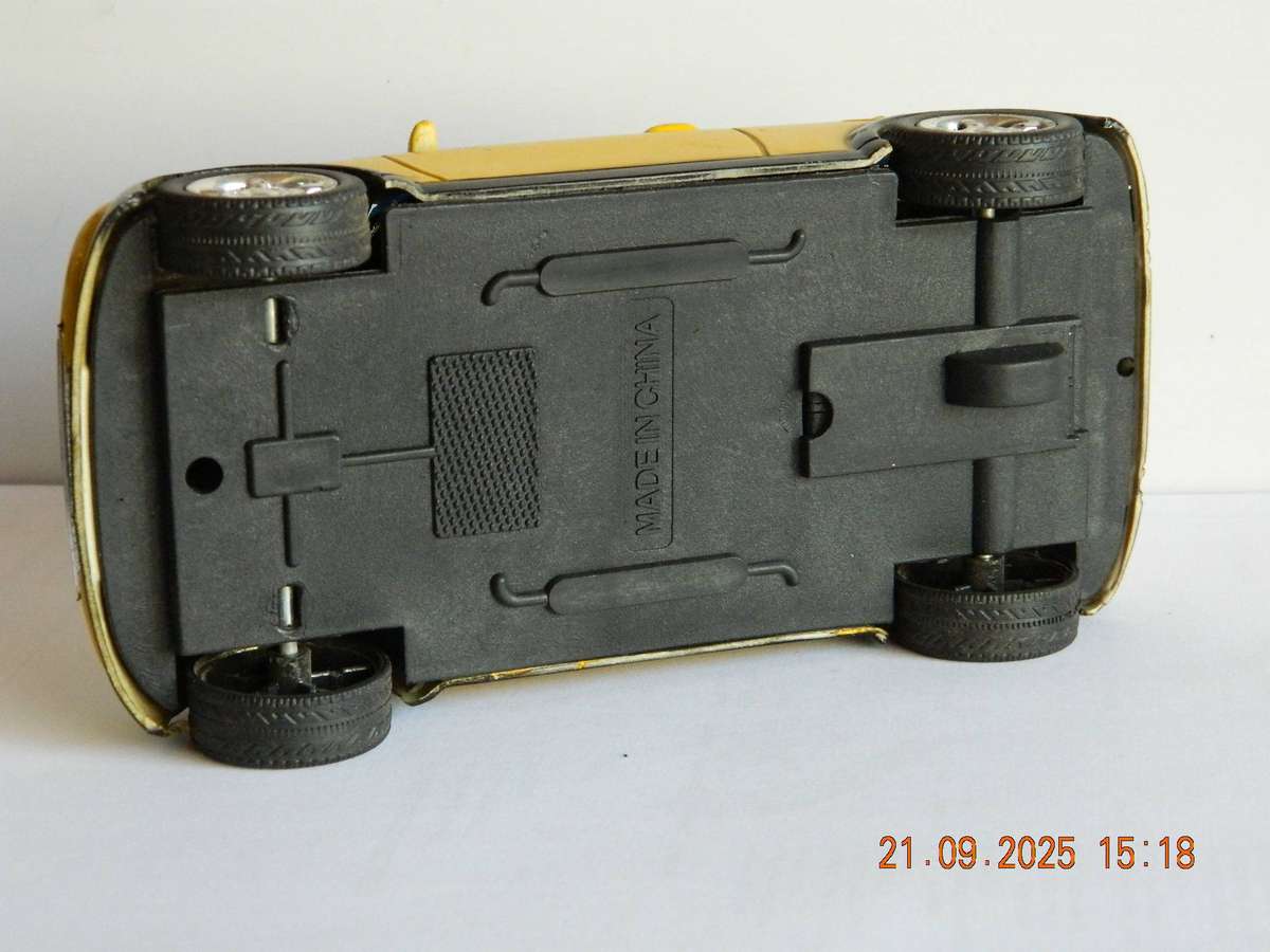 UNKNOWN MAKE -   MINI COOPER  -  SCALE 1/24