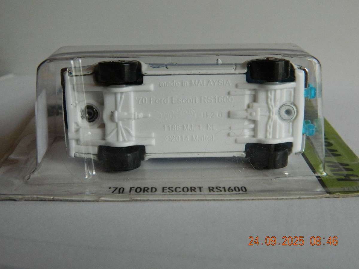 HOTWHEELS    -  CFL30-D9BOQ  -  1970 FORD ESCORT  RS 1600
