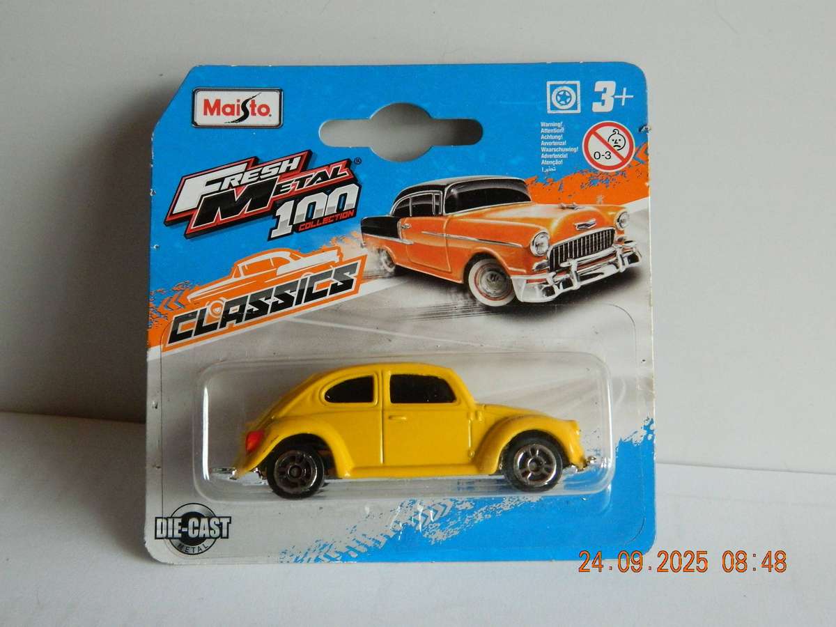 MAISTO -  12125 -  VOLKSWAGEN BEETLE  1300