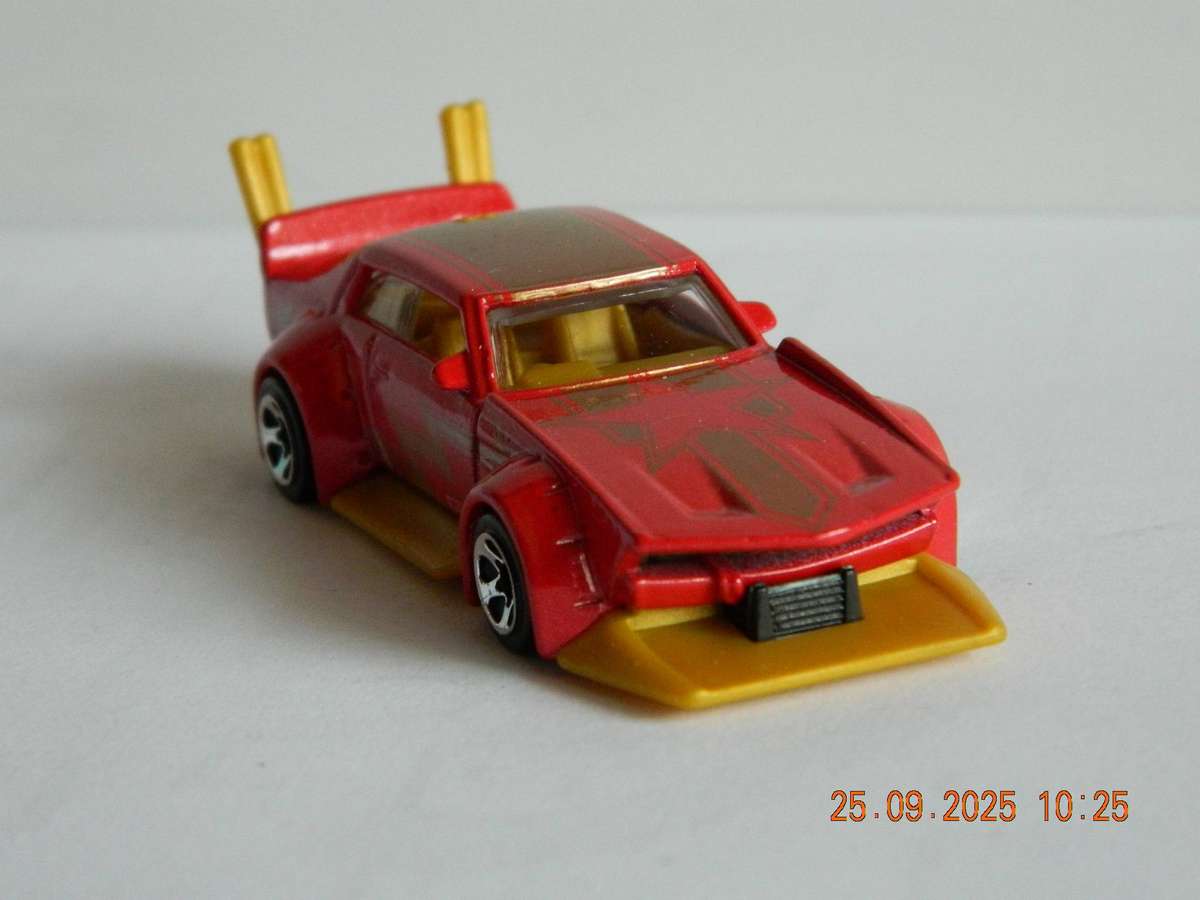 HOTWHEELS   -    -    MAD MANGA