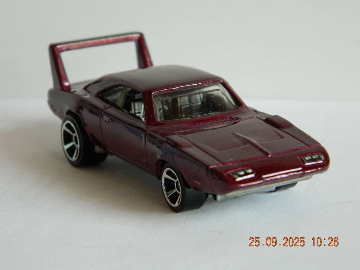 HOTWHEELS   -    -    CHRYSLER GROUP