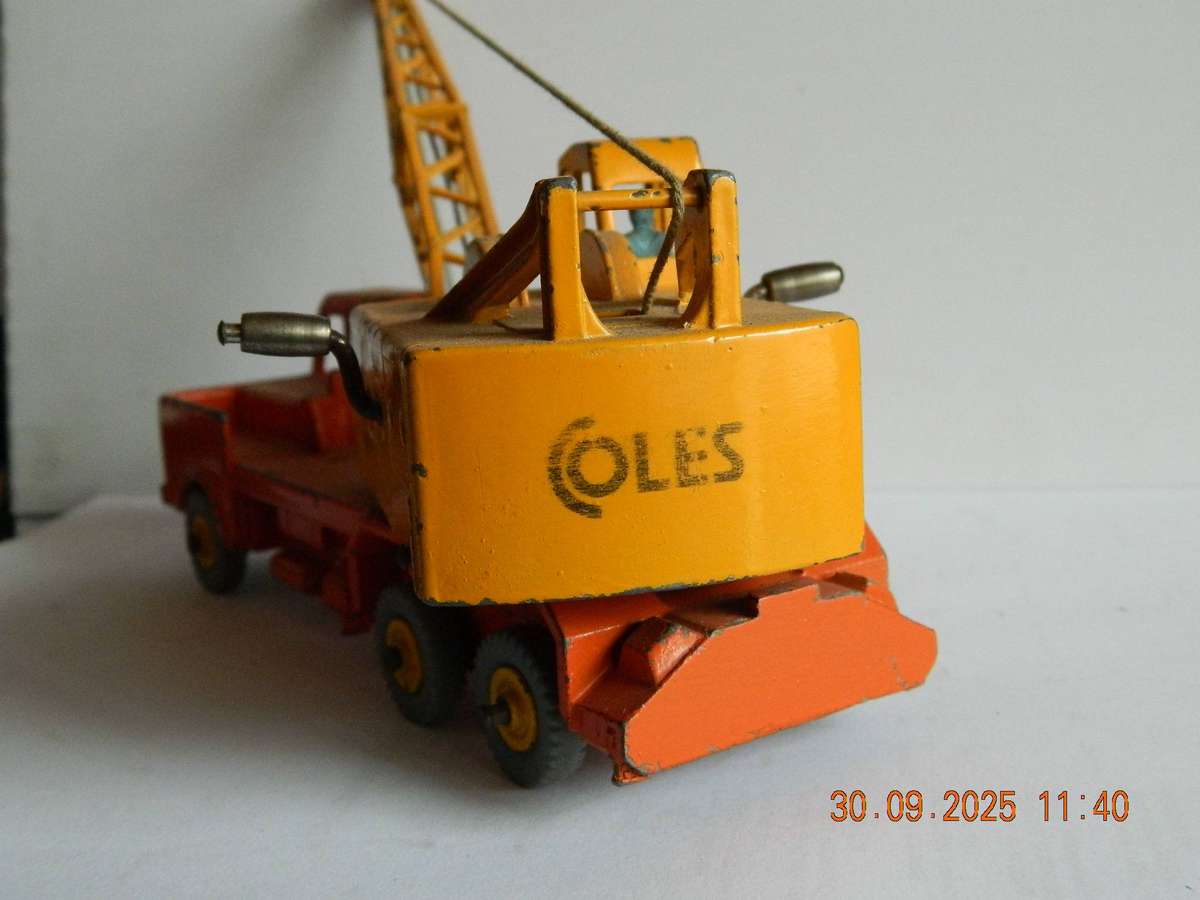DINKY SUPERTOYS  -  972  -  20 TON LORRY-MOUNTED CRANE