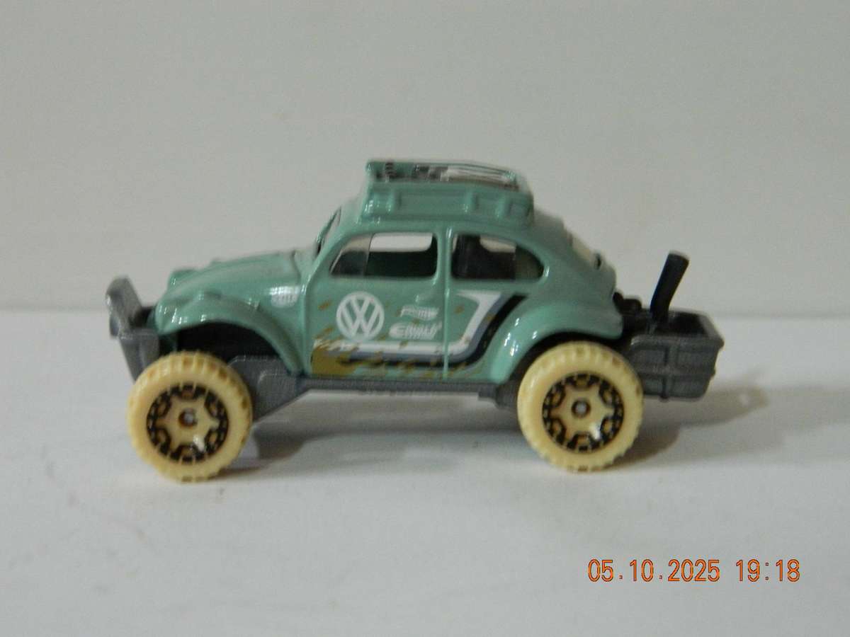 HOTWHEELS   -    -    VOLKSWAGEN  "BAJA BUG"