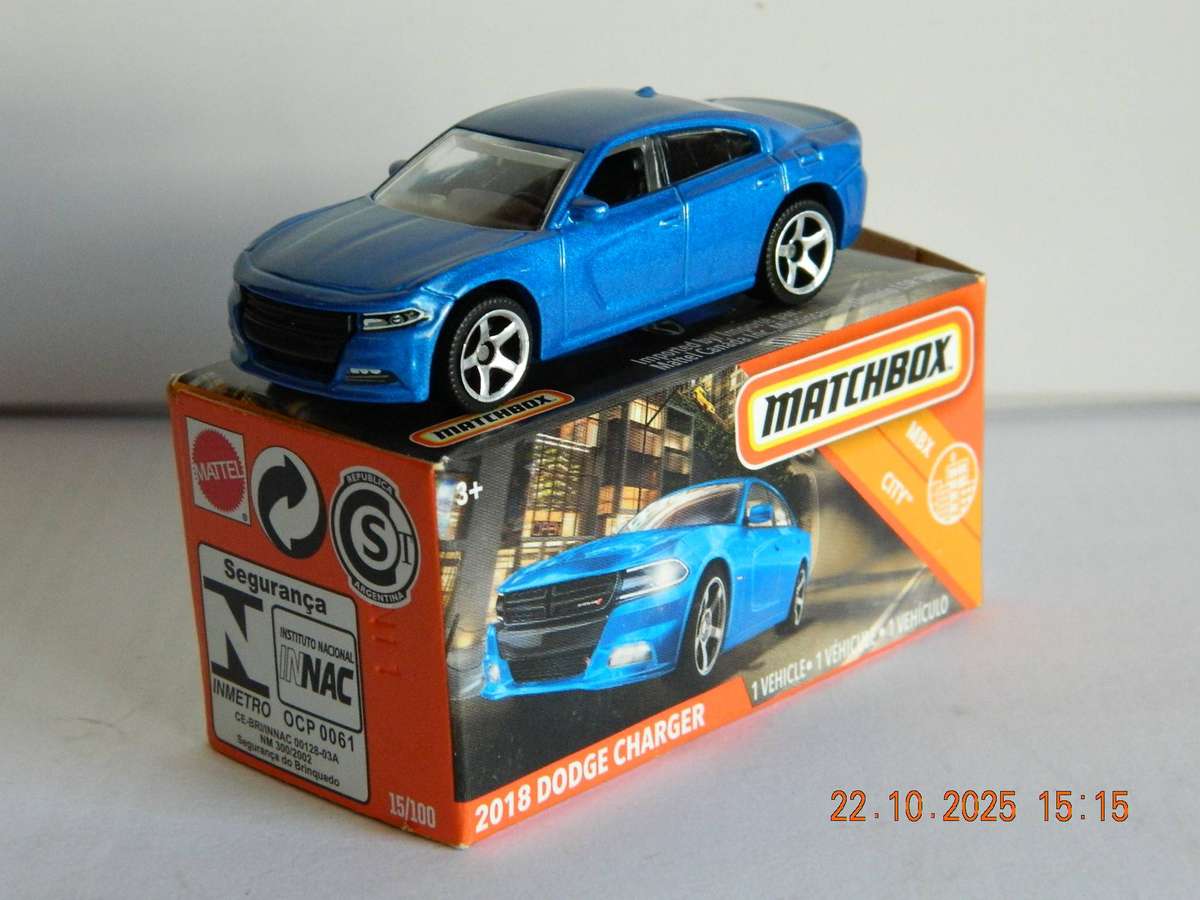 MATCHBOX  -  2018  DODGE CHARGER