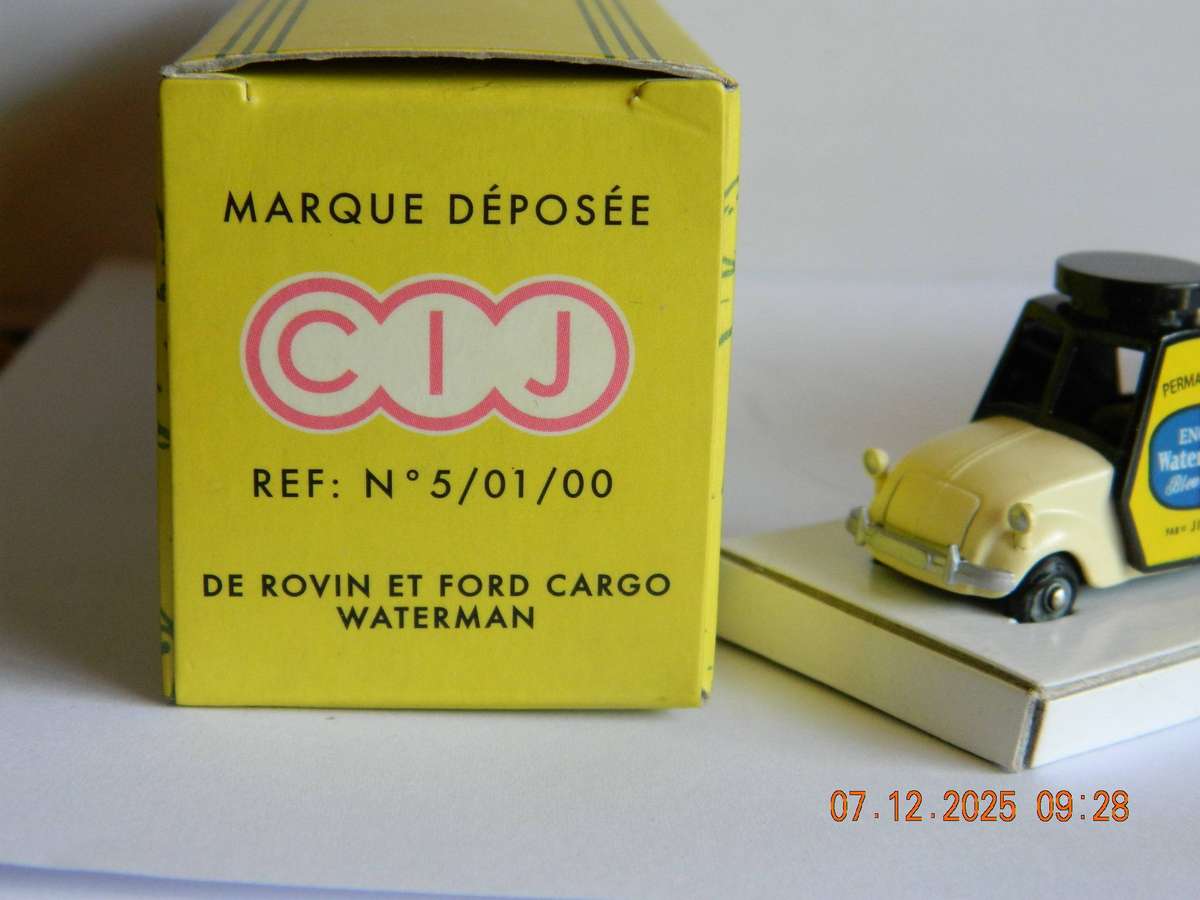 UNIQUE REPLICAS  -  5/01/00  -  DE ROVIN ET FORD CARGO  -  WATERMAN