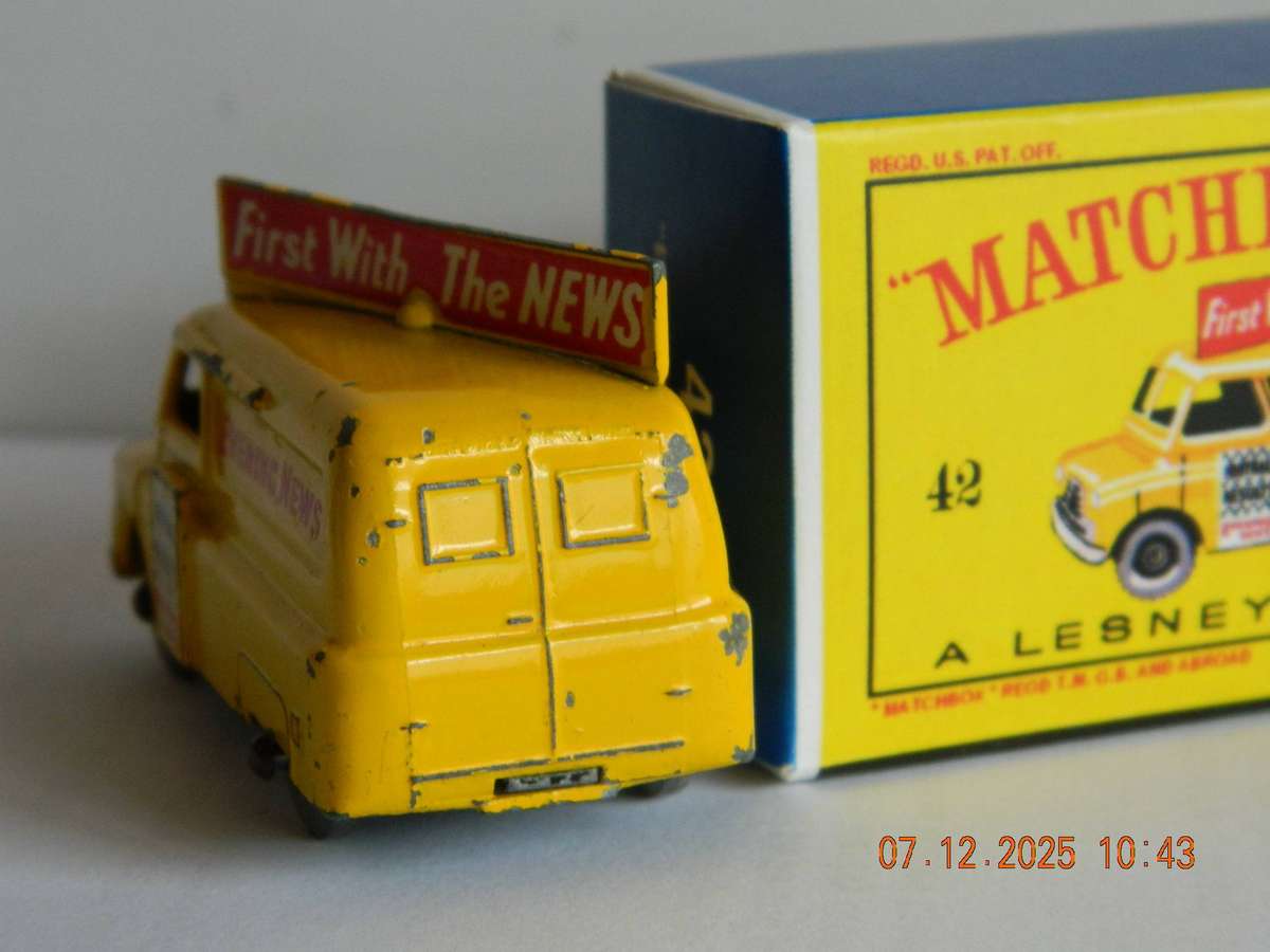 MATCHBOX  SERIES  -  42a  -  EVENING NEWS VAN